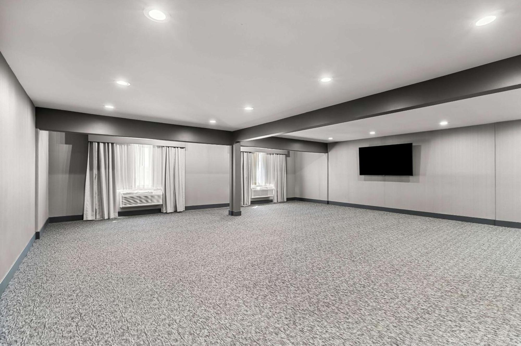 Hourglass Hotel, Ascend Hotel Collection Бейкърсфийлд Екстериор снимка