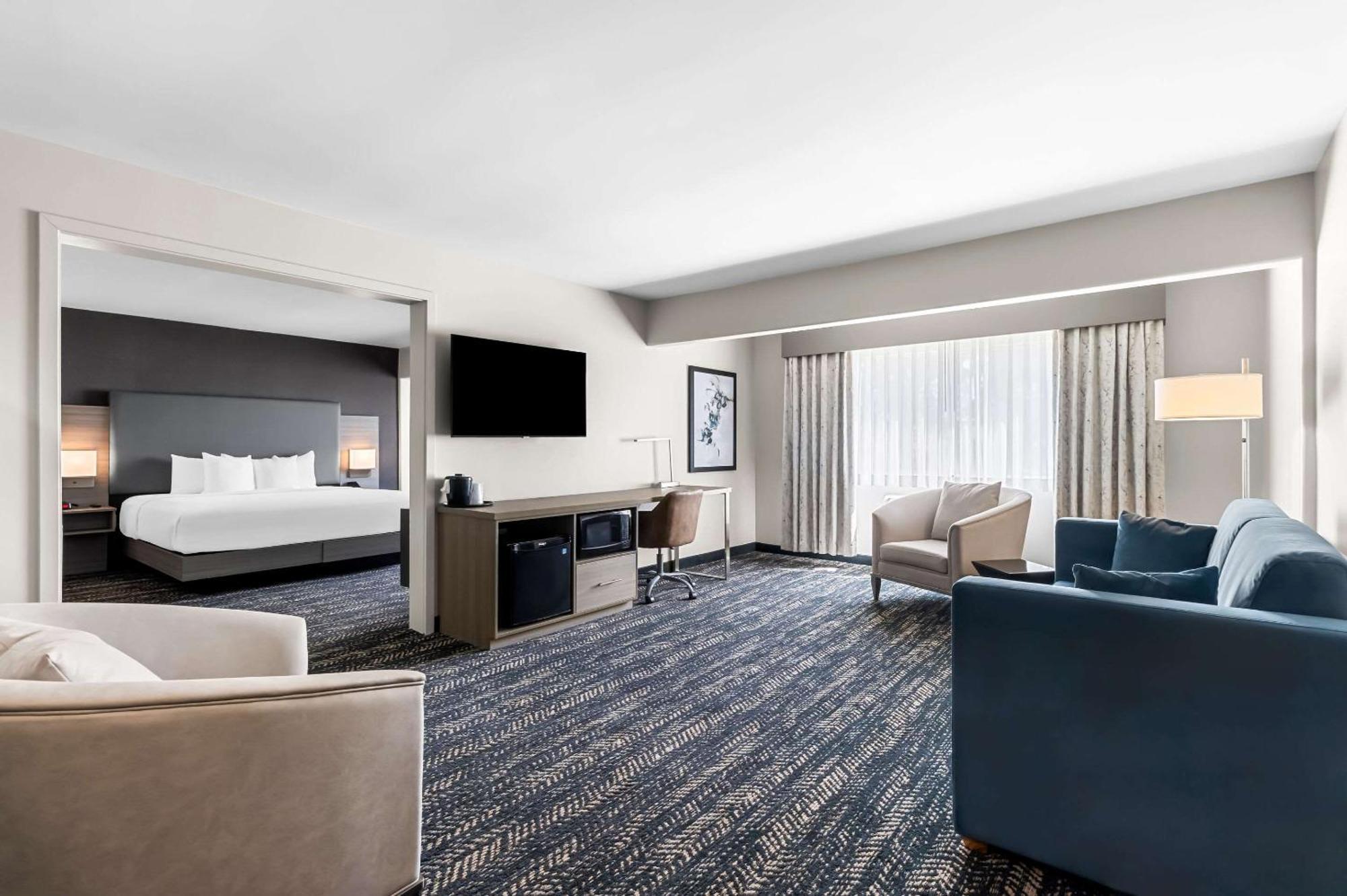 Hourglass Hotel, Ascend Hotel Collection Бейкърсфийлд Екстериор снимка